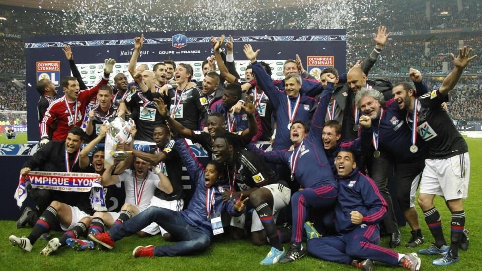 Khoảnh khắc ăn mừng chiến thắng của các cầu thủ Lyon
